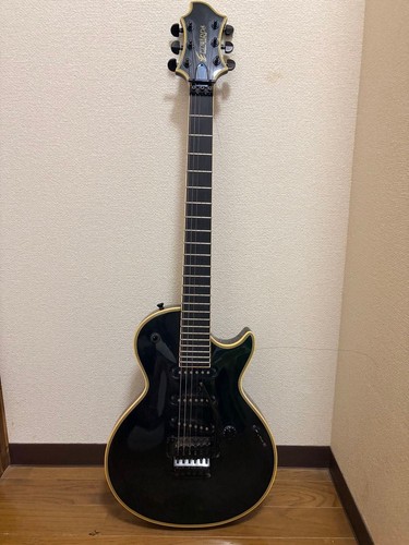 Custodia nera modello sugizo - modello,